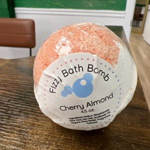 Cherry Almond 4.5oz Bath Bomb